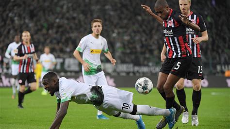 Eintracht frankfurt video highlights are collected in the media tab for the most popular matches as soon as video appear on video hosting sites like youtube or. Eintracht Frankfurt vs. Borussia Mönchengladbach heute ...