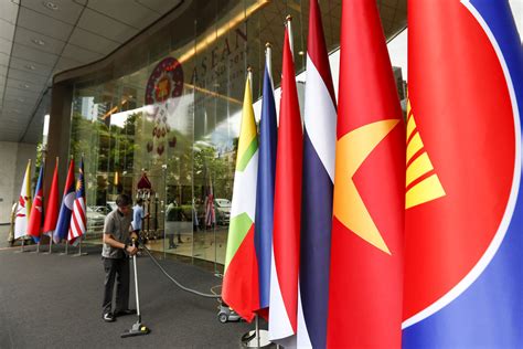 The asean secretariat is also responsible for coordinating asean's relationship with external partners, including canada. ASEAN foreign ministers descend on Bangkok for annual five ...