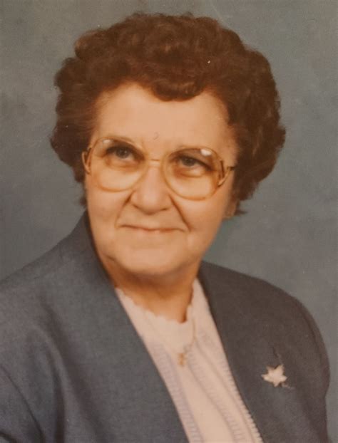 Obituary Of Etta Edith Anderson Wallace Funeral Home Serving Suss