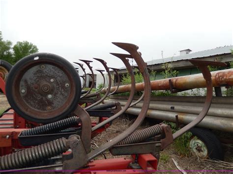 Case Ih 183 Cultivator In Wamego Ks Item D8088 Sold Purple Wave