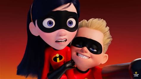 Violet And Dash Selfie Incredibles 2 Ad Incredibles2 The Incredibles Disney Pixar