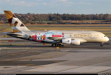 A6 Ape Etihad Airways Airbus A380 861 Photo By Howard Chaloner Id