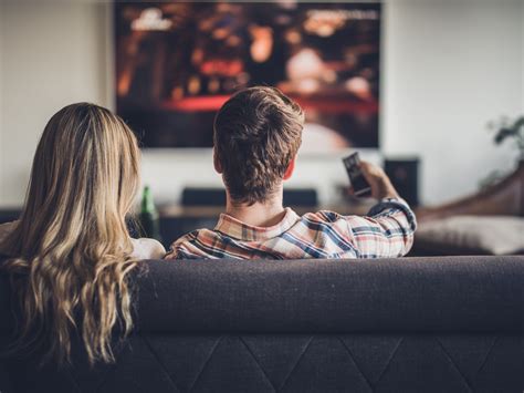 Snacking While Watching Tv Increases Heart Disease Risk Experts Warn The Independent