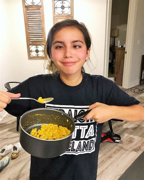 Pin By Tim Kennedy On We Love Isabela Monermerced Dairy Free Mac And