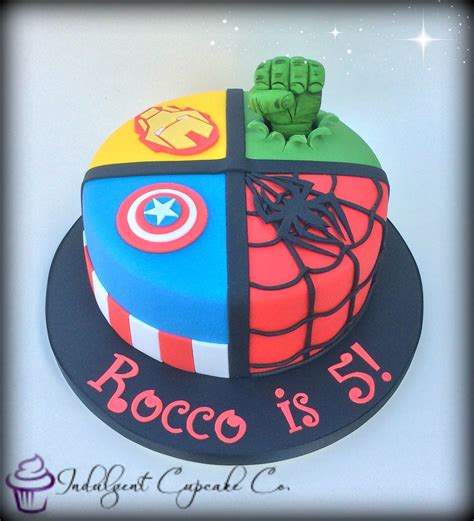 Complete your avengers party with our cake topper. Avengers cake...... | Marvel geburtstagstorte, Avengers ...