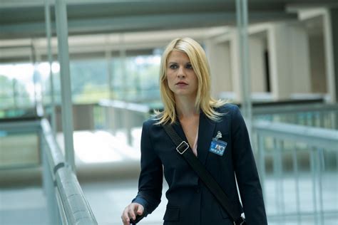 Homeland Starring Claire Danes On Showtime Review The New York