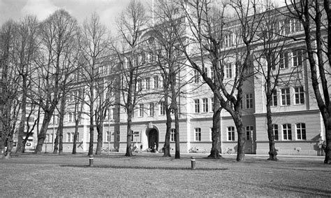 Search on infobel for other companies in the category private secondary education in gävle. Vasaskolan, Norra Kungsgatan 15, Gävle. Gymnasieskola ...