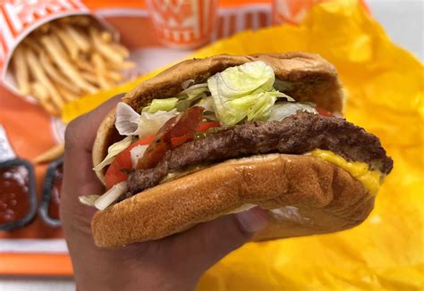 Texas Whataburger Ranked On List Of Fast Food Places With Best Bacon