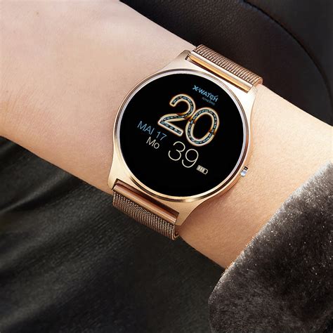 Sie können die glücklichen momente der familie aufnehmen und frei zum. 2 in 1: Damen Smartwatch & Fitnesstracker Damen | Joli XW Pro