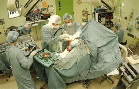 How much do ent surgeons earn? Orthopedic surgeon salary:Orthopedic spine surgeon salary ...