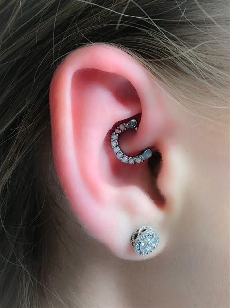 Pin By Body Piercing By Qui Qui On Daith Piercings Daith Piercing