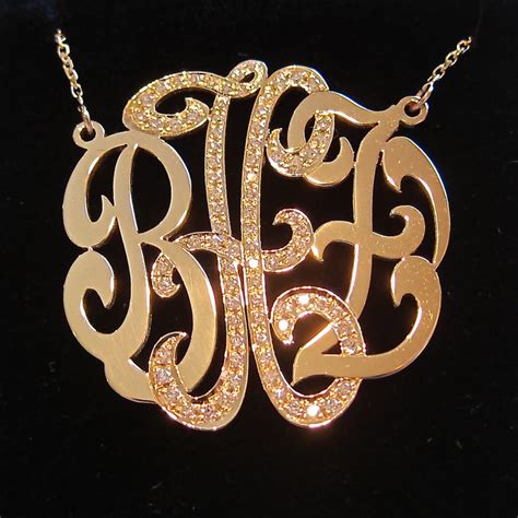 Medium 14k Gold Monogram Necklace With Diamond Middle Initial Etsy