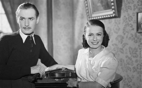 Kadr z filmu fabularnego zakazane piosenki nakręconego w 1946 roku. Zakazane piosenki (1946) - FDB