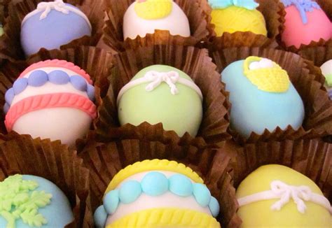 Easter Fondant Eggs Minicakes Mini Pasteles De Huevos De Pascua En