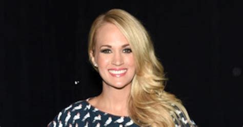 Carrie Underwood Talks Breast Pumping In Awkward Places E News