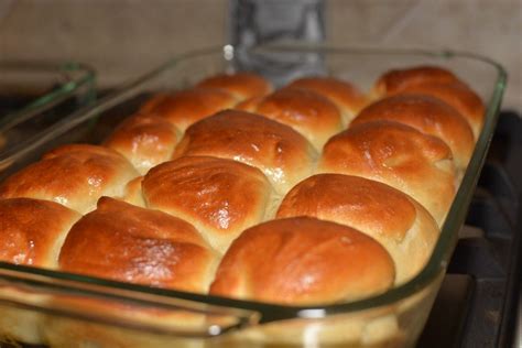 Buttery Bread Machine Rolls - The Cookin Chicks | Bread machine rolls