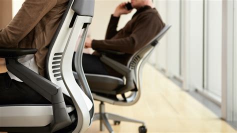 How To Choose The Right Office Chair