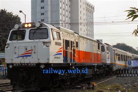 Savesave jadwal kereta api stasiun balapan solo for later. Jadwal KA Bima Jakarta Surabaya Januari 2021 | Seputar ...