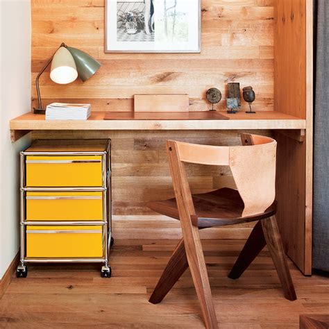 Well now you no longer have to do without exclusive designer furniture. Rollcontainer von USM Haller | Connox