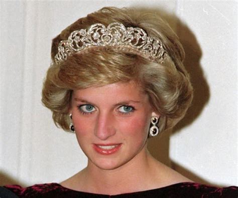 Princess Diana Biography Childhood Life Achievements And Timeline