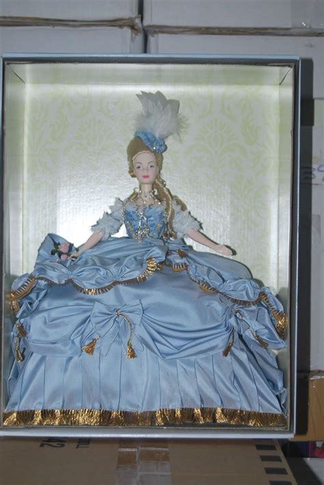 Marie Antoinette Barbie Doll Women Of Royalty™ Series 53991 2003