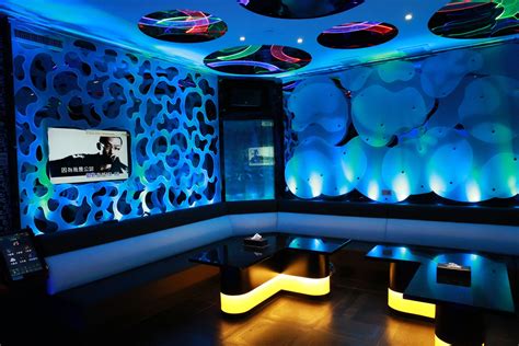 Looking For The Perfect Karaoke Bar Or Lounge To Rent Out With A Big Group Or Belt Out Show
