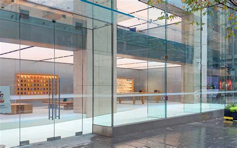Sydneys Flagship Apple Store Reopens May 28 Following Renovations