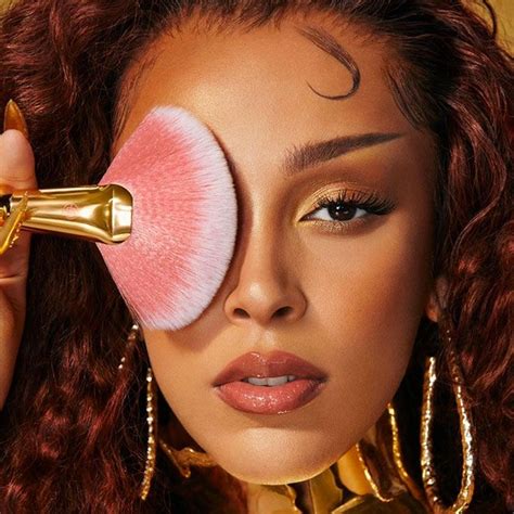 Doja Cat Explores Her Wild Side With A New Makeup Line For Bh Cosmetics