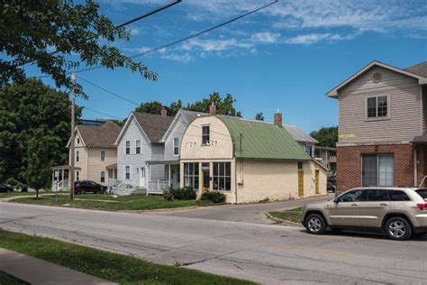 The Bowery Street Grocery Store and Iowa City's omitted history of
