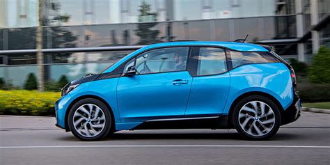 We'll search through all dealers in your area and negotiate with them to find the best price specially for you. Essai BMW i3 94 Ah Rex - Motorlegend