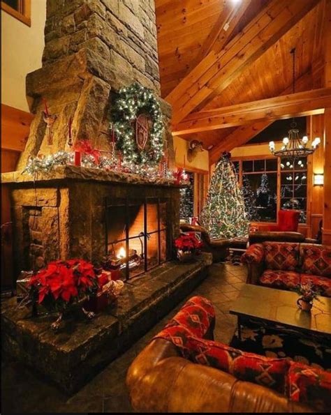 Pin By Jen Hartnett On Christmas Living Rooms Cabin Christmas