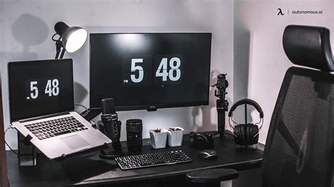 Top 7 Black Studio Desk For Your Studio Workstation