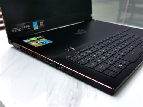 Asus Rog Zephyrus S Gx701 Laptop Gaming 17 Inch Nhỏ Gọn Nhất Thế Giới
