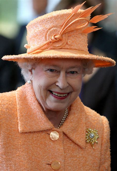 Queen Elizabeth Always In A Chic Hat Queen Hat Queen Elizabeth