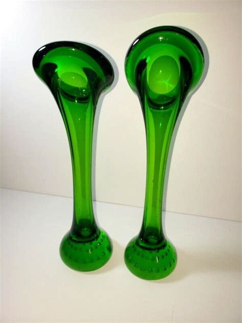 2 Mid Century Art Glass Bud Vases Vintage Paire De Verre Vert Etsy