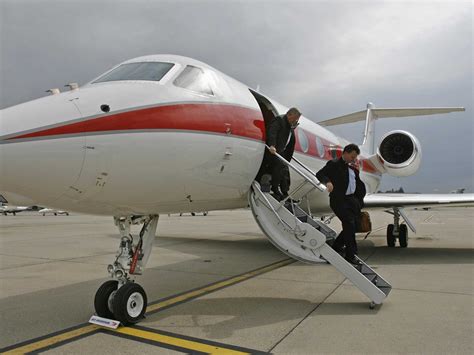 Forget Comfort -- These Are The Real Advantages Of Private Jets | Business Insider