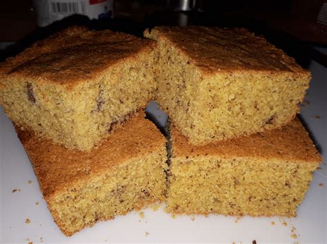 Home recipesgluten free easy vegan cornbread (with a secret ingredient!) whether you have it with chili or top it with jam or butter, this gluten free & vegan cornbread is a wonderful healthy treat. Vegan Cornbread | Recipe | Vegan cornbread, Corn bread ...