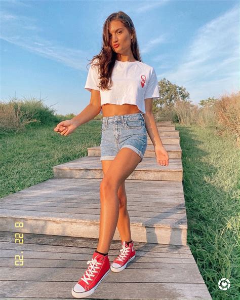 Courteneycox Liketoknowit Red Shorts High Waisted Red Converse