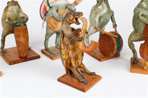 Taxidermy Musical Frogs And Turtle Ebth