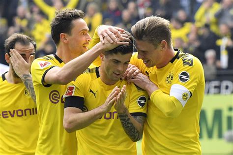 Borussia dortmund 4 1 14:30 werder bremen ft. Christian Pulisic scores in tearful home farewell to Borussia Dortmund fans