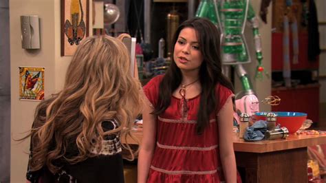 Watch carly, sam, and freddie, as they try to balance their everyday 8th grade lives with their newfound fame managing and starring in the most awesome show on the web. iCarly - 4x02 - iSam's Mom - iCarly Image (21401214) - Fanpop