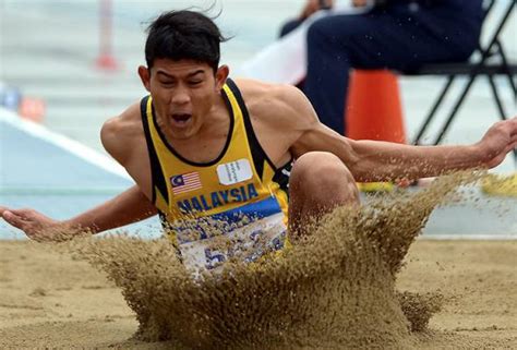 National paralympian abdul latif romly is proof that impossible is just a word, having broken the t20 long jump record 3 times. Abdul Latif Romly is special, says former teacher | Astro ...