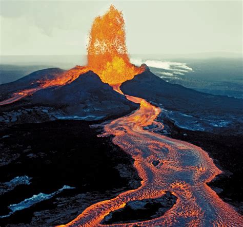 Tapi, letusan gunung berapi beberapa kali masuk dalam daftar bencana alam terbesar di dunia, bahkan hingga saat ini. Inilah 10 Letusan Gunung Paling Mengerikan di Dunia
