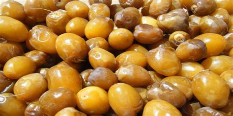 Dapur 2020 saya biasa buat sup manis kurma merah dengan longan dan telur bila rasa letih. Bedanya Kurma Muda Merah Kuning Dan Hijau - Berbagai Perbedaan
