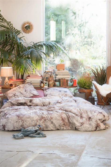 20 Amusing Bohemian Bedroom Ideas