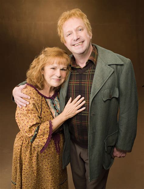 Image Molly And Arthur Weasley Promo Stills From Order Of The