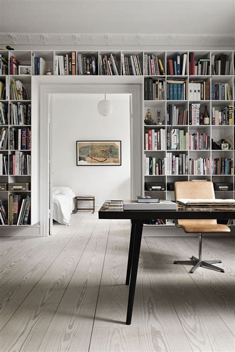 Personlig Mix Med Alla Rätt I Köpenhamn Home Library Design Home