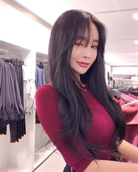 Meet The Korean Biggest Boobs Model Breaking The Internet With Her