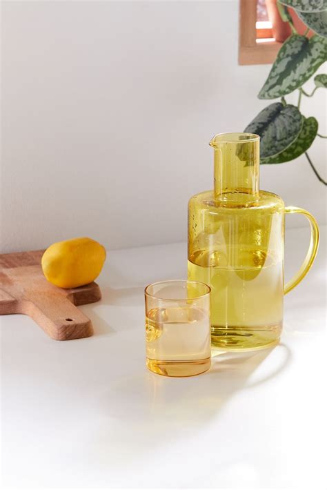 Glass Carafe Set Urban Outfitters In 2020 Carafe Set Glass Carafe