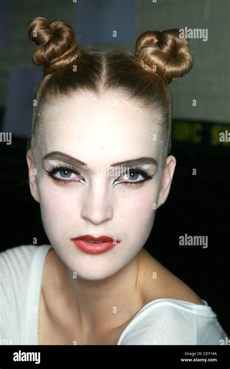Marc Jacobs Backstage Beauty New York Ready To Wear Spring Summer Head Shot Horned Twisted Hair
